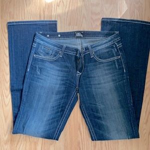 Women’s Express boot cut size 8L jeans